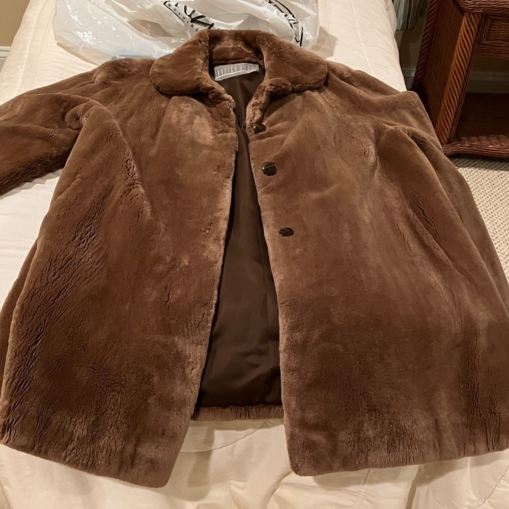 Luxurious Brown Beaver Fur coat